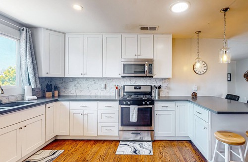 Allied Gardens House | Carthage Corner 3BR Home