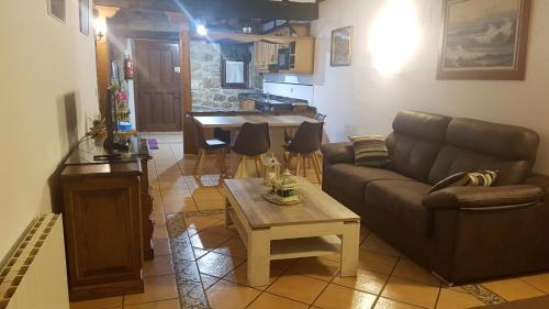 Valle de Cabuerniga House | Casa Caborzal