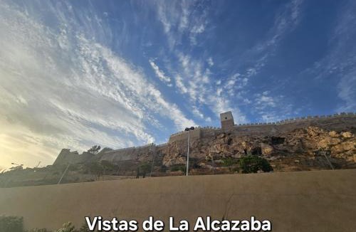 Almeria Centro House | Casa Jairán - Terraza con vistas a La Alcazaba