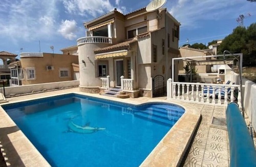Pinar de Campoverde House | Casa Jakelway