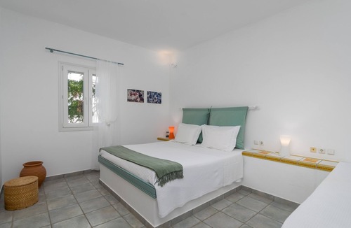 Zefiria Apartment | Casa Libeccio Milos in an oasis of peace a stone's throw from the beaches!
