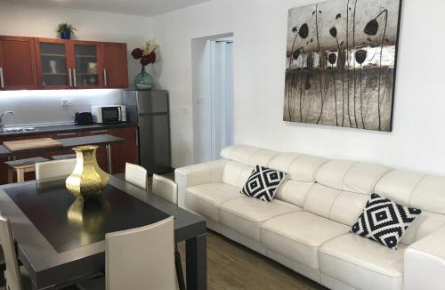 Cenes de la Vega House | Casa Macetero en Granada