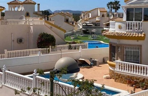 Pinar de Campoverde House | Casa Mariposa