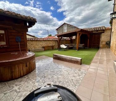 Villacomparada de Rueda Villa | CASA RURAL PALACIO LOS LABREQUINES