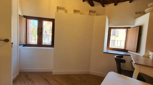 Old Town of Avila House | Casas del Castillo, 3