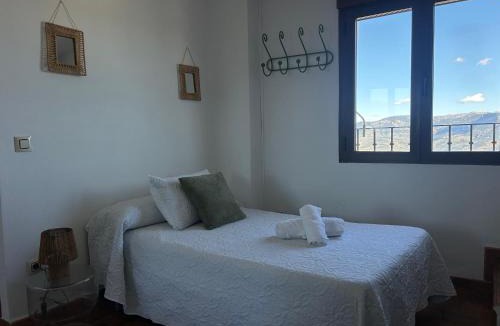 Iznatoraf House | Casita El Granero
