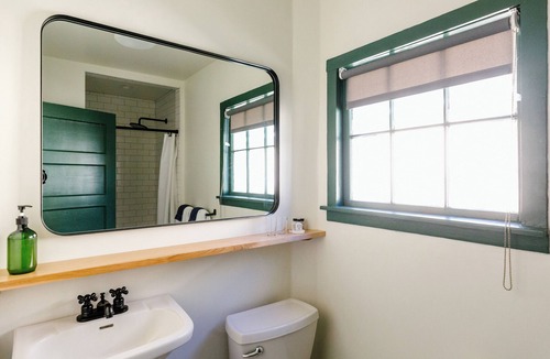 Nevada City Cabin | Cedar Cottage at Piety Hill Cottages
