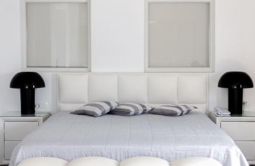 Fira Villa | Celestia Grand