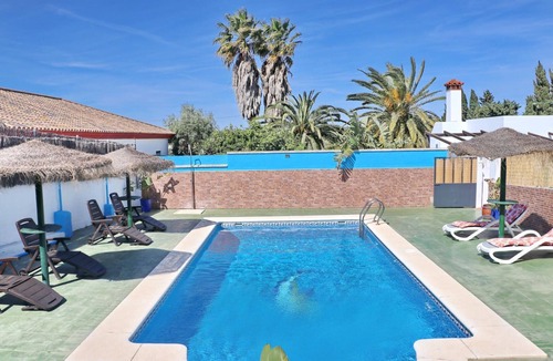 Conil de la Frontera Ski Chalet | Chalet Blue in Conil de la Frontera
