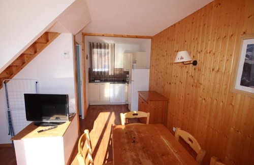 Saint-Etienne-en-Devoluy Ski Chalet | Chalet Le Dévoluy, 3 pièces, 6 personnes - FR-1-504-501