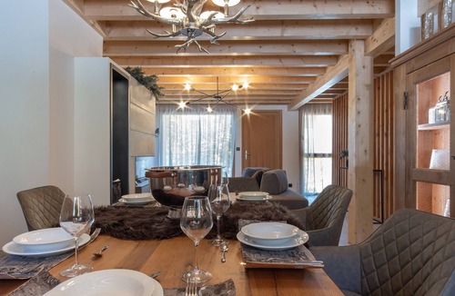 Les Claux Ski Chalet | Chalet Recent A Vars LES Claux
