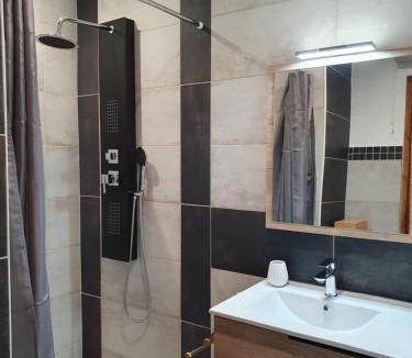 Cliousclat Bed & Breakfast | Chambres d'hôtes La Chabrière