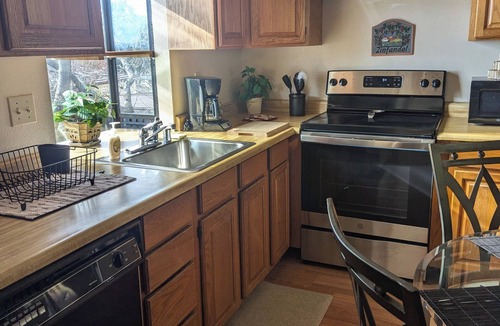 Castro Valley Apartment | Charming 1-bedroom apartment in fabulous Castro Valley with WiFi