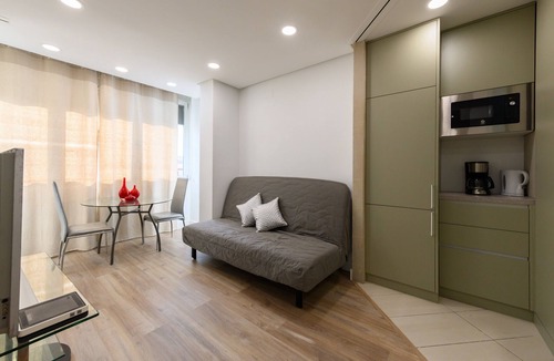 Cuatro Caminos Apartment | Charming 2-bedroom flat with city views - Madrid