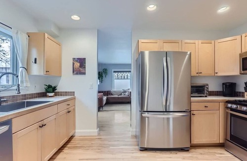 Lower Arapahoe House | Charming 3-BDR Cottage: Downtown Boulder