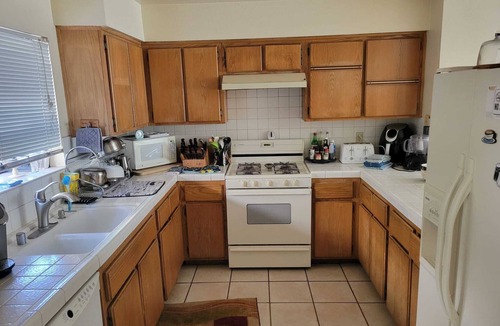 Pasadena House | Charming 3-bedroom Condo w/Patio - Cal Tech Area