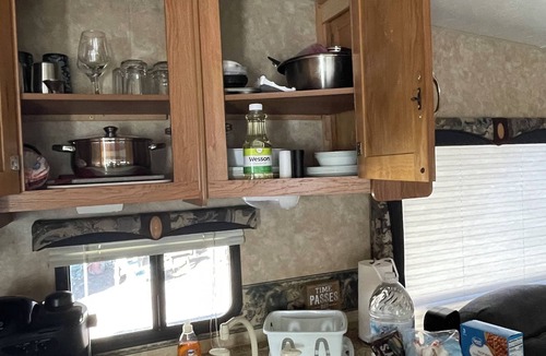 La Mesa House | Charming Camper in Prime La Mesa Location – WiFi & inside parking Included