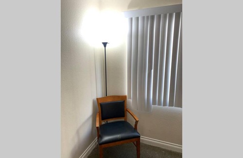 Pico - Robertson Apartment | Charming Double Bed Hotel Style-A10