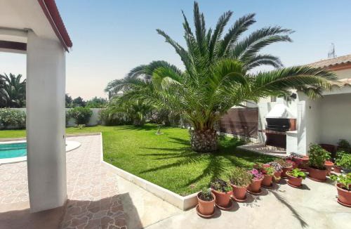 Chiclana de la Frontera Villa | Charming villa in Chiclana de la Frontera with private pool