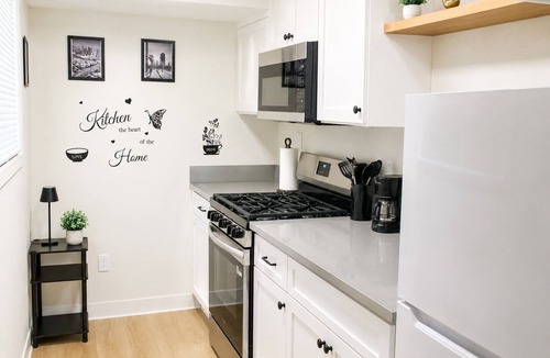 Burbank Apartment | Charming LA Studio in Burbank