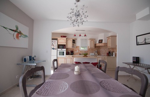 Cheval-Blanc House | Charming single-storey house with swimming pool at the gateway to the Luberon