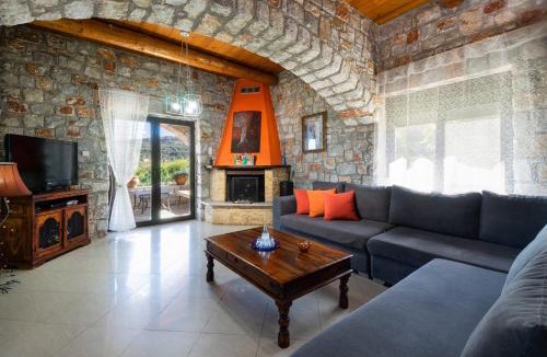 Agia Villa | Charming Villa