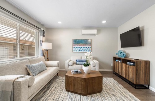 Port Hueneme Apartment | Clara 434
