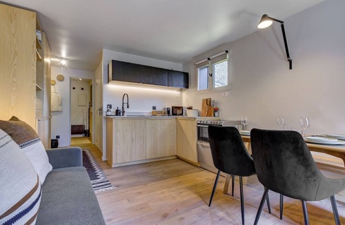 Les Praz-de-Chamonix Apartment | Cocon 1BR Balcony | Parking | HomeCine | Lift500m