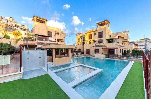 Los Geraeos Apartment | Collados Experience Piscina y Parking