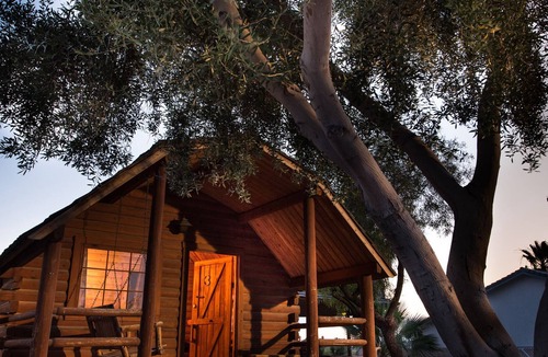 Ehrenberg Cabin | Colorado River Rustic Cabin Rental Sleeps 6