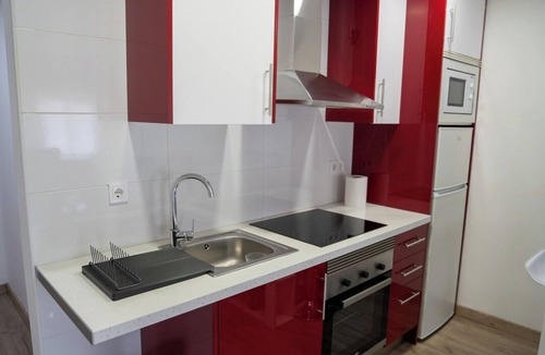 Barajas Apartment | Comfortable apartment near Airport by beBalmy