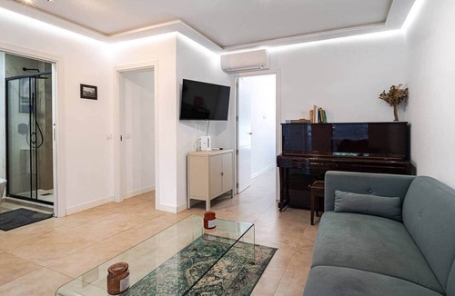 San Blas-Canillejas House | Comfortable, quiet, newly renovated