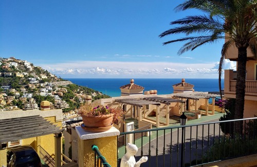 Altea la Vella Villa | Comfortable villa with sea and mountain view for 5 people. WIFI and garage.