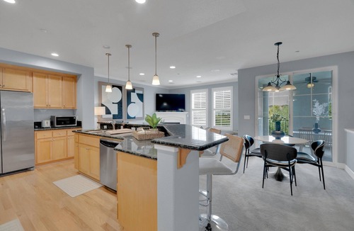 North San Jose Condo | Convenient and Accessible, Park + BBQ + Pool +Gym by Hello Hideout