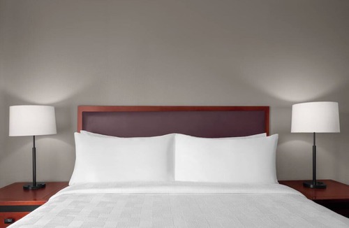 Downtown Hotel | Convenient Studio w/Fully Equipped Kitchen off San Tomas Expy