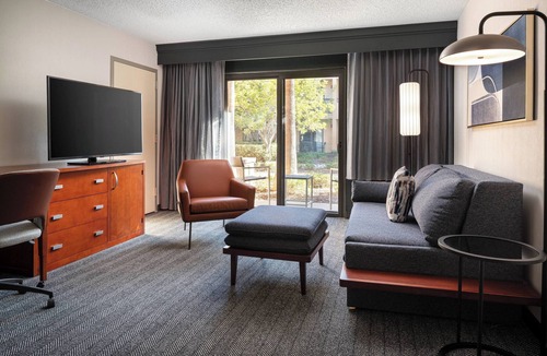 Torrance Hotel | Courtyard by Marriott Los Angeles Torrance Palos Verdes