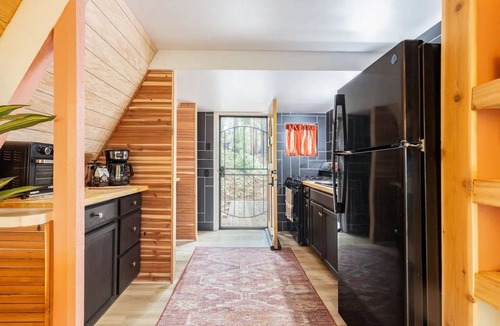 Crestline Cabin | Cozy A-Frame High in The Tree Tops