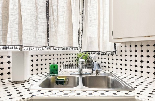 Belmont Shore House | Cozy Boho Home-Block from Sea