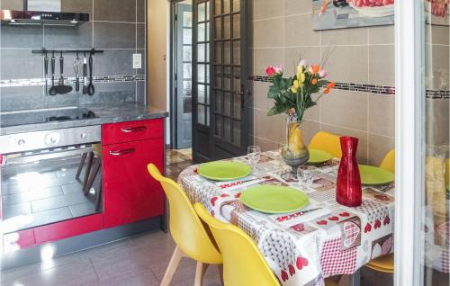 Pierre-Chatel House | Cozy Home In Pierre-Châtel With Wifi