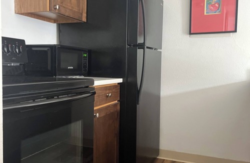 Old North Boulder Condo | Cozy studio condo with pool, garage, and spa in amazing Boulder Colorado