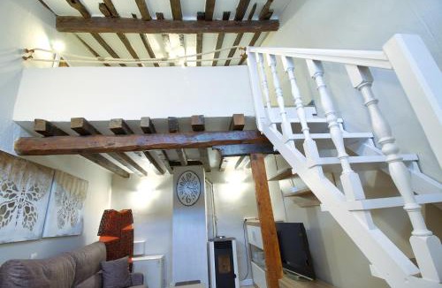 Old Town Apartment | Cuencaloft En Plaza Mayor