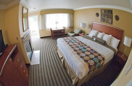 Pacific Grove Hotel | Deer Haven Inn