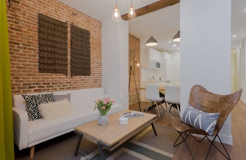 Palacio Apartment | Description