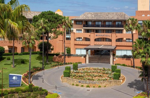 Islantilla Hotel | DoubleTree by Hilton Islantilla Beach Golf Resort