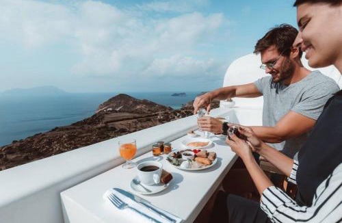 Plaka Villa | Eight Infinity Suites - Cliffside Residence -