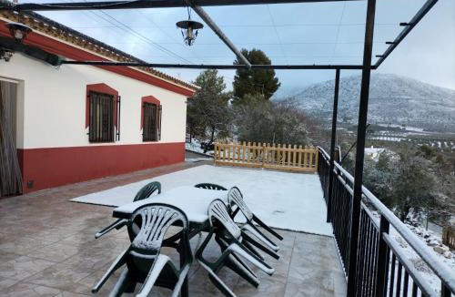 Campocamara House | El Almendro de Fuentes Nuevas