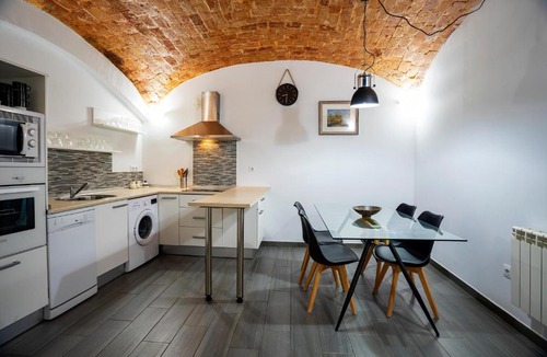 Distrito Centro-Casco-Antiguo Apartment | El Castúo centro histórico con parking gratuito