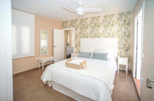 San Pedro Apartment | El patio de Regina
