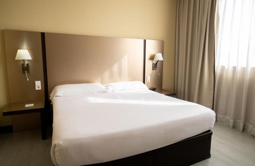 Illescas Hotel | Ele Route 42
