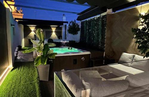 San Lorenzo Apartment | Elegant Duplex 3 Master Bedrooms and Private